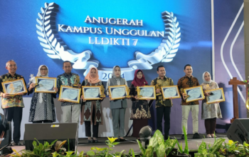 Anugerah Kampus Unggulan 2024: STKIP PGRI Sumenep Sabet Peringkat ke-3 Kategori Kualitas Pelaporan Terbaik