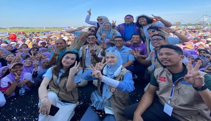 Ribuan Warga dan Artis Meriahkan Kampanye Akbar GEBER 99, Dukung Andra-Dimyati dan Maesyal-Intan