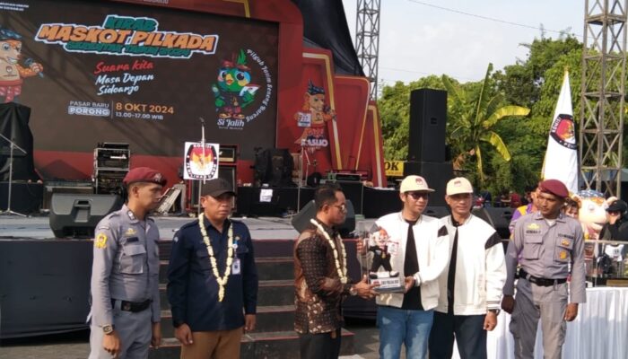 KPU Sidoarjo Sambut Meriah Kirab Maskot Pilkada 2024 Jawa Timur
