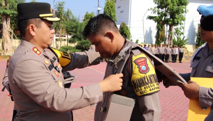 Polres Sumenep Siapkan 96 Bhabinkamtibmas dengan Kaporlap Jelang Pilkada