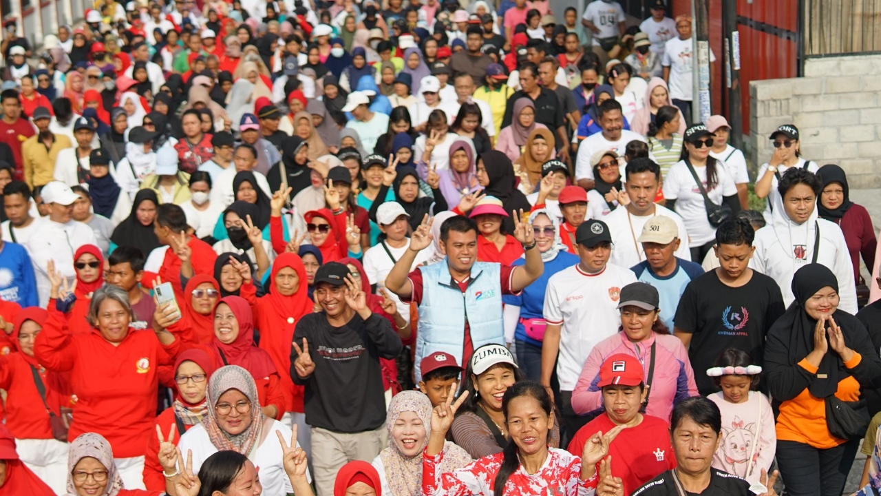 Blitar Semakin SAE, Paslon No 2 Ajak Warga Peringati Hari Pahlawan dengan Jalan Sehat