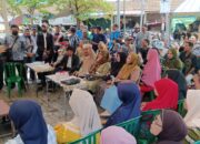Dialog Publik Subandi-Mimik Bersama Pedagang Pasar Krian