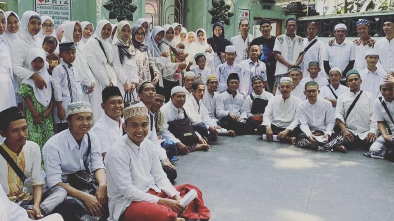 Gus Hans dan Pemuda Gresik: Gus Farkhan, Calon Pengganti Gus Miftah di Jabatan Strategis