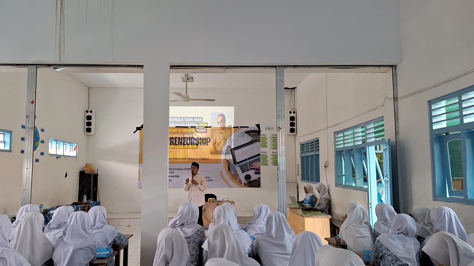 NGG Madura Raya Dorong Santriwati Jadi Pebisnis Unggul di MA 1 Annuqayah Putri