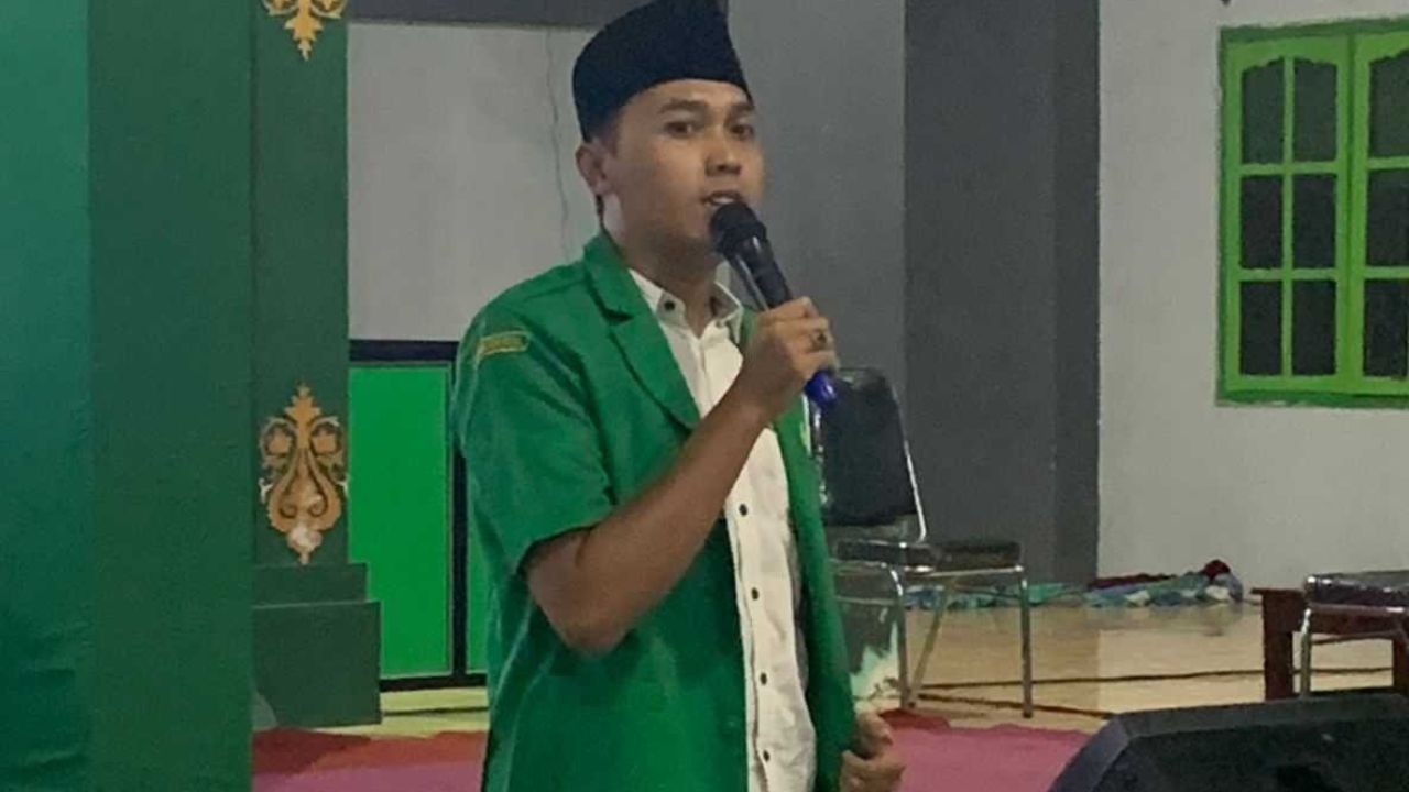 Ansor Kota Blitar Kecam Pembuatan Video Klip Iclik Cinta Mala Agatha ft Icha Cellow di Perpustakaan Makam Bung Karno