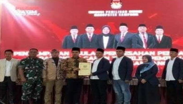 KPU Sampang Resmi Menyerahkan Dokumen Pengesahan Hasil Pilkada 2024