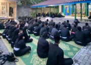 SH Terate Komisariat UNU Cabang Blitar Pusat Madiun, Bagikan Sembako dan Buka Bersama di Bulan Ramadan SH Terate Komisariat UNU Cabang Blitar Pusat Madiun, Bagikan Sembako dan Buka Bersama di Bulan Ramadan