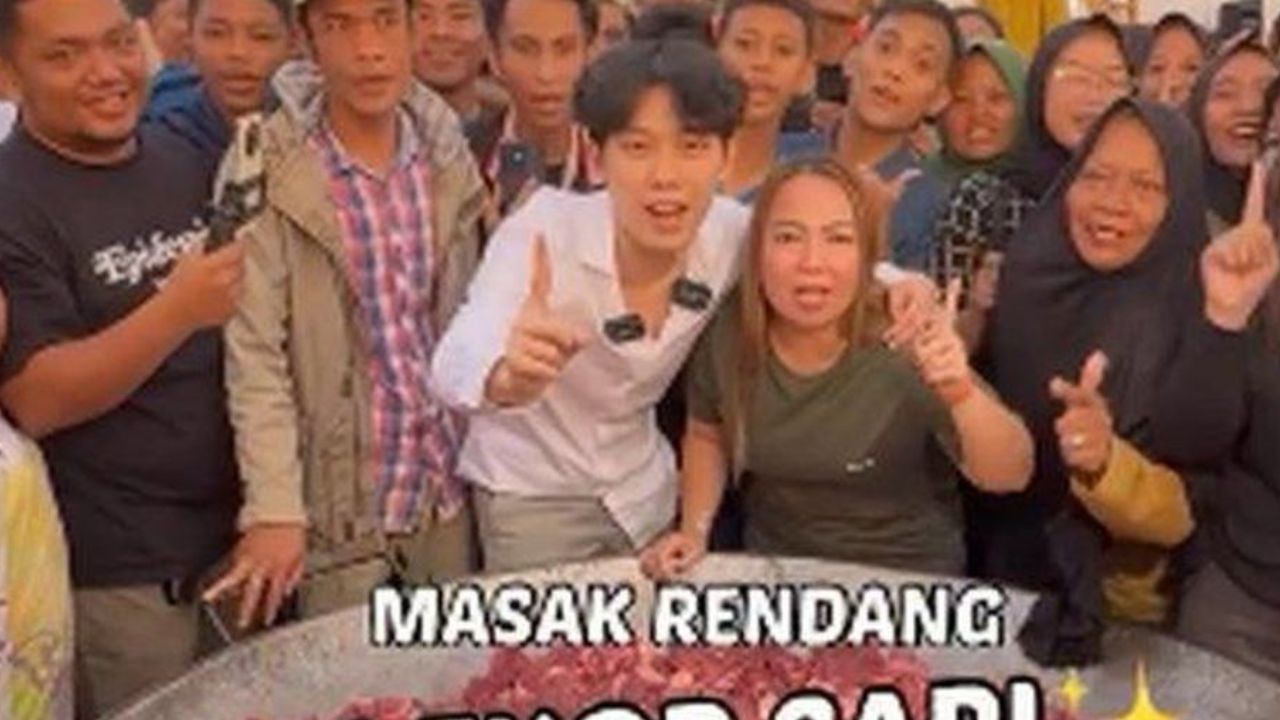 Willie Salim Dilaporkan ke Polda Sumsel Usai Konten Masak 200 Kg Rendang Viral