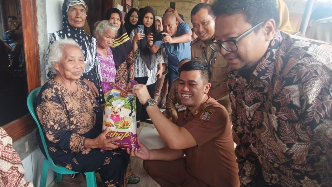 Blitar SAE, Mas Ibin Salurkan CSR PT HM Sampoerna Tbk