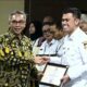 Blitar SAE, Mas Ibin Terima Penghargaan MCP 2024 Terbaik II Se-Jawa Timur