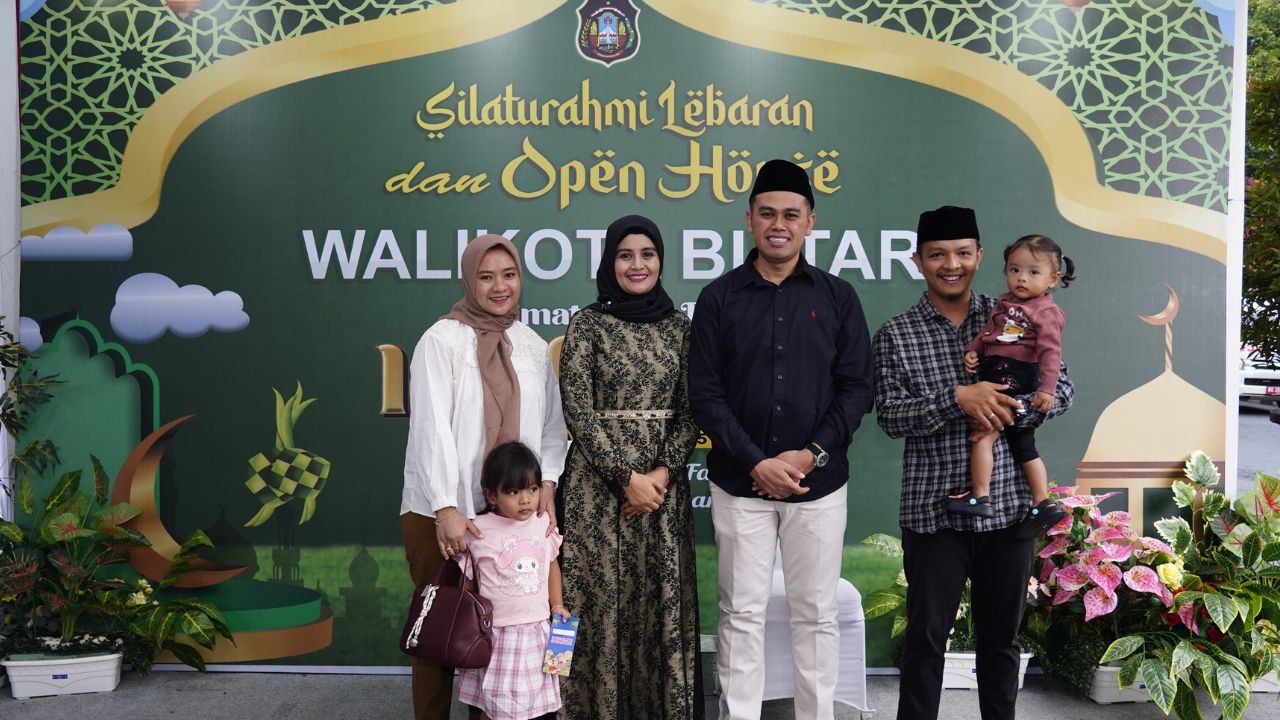 Kota Blitar SAE, Wali Kota Mas Ibin Sambut Warga Saat Acara Open House