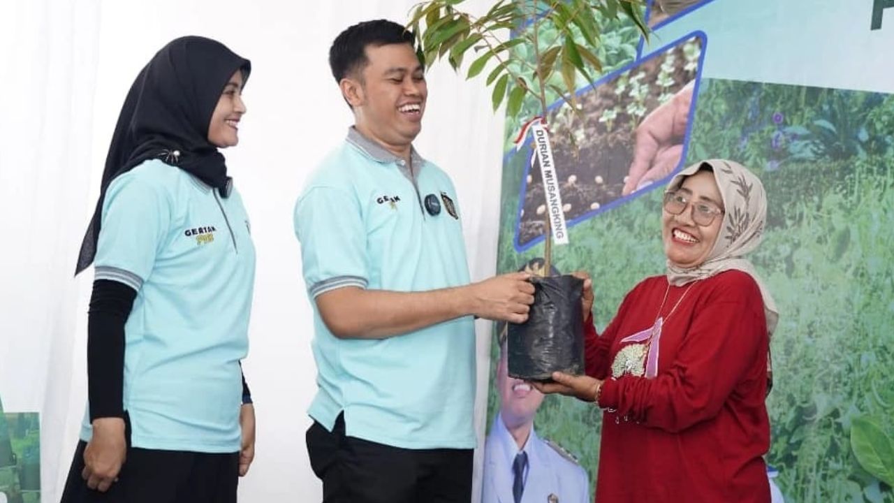 Blitar SAE, Wali Kota Mas Ibin Dorong Ketahanan Pangan Melalui Gerakan Tanam Serentak