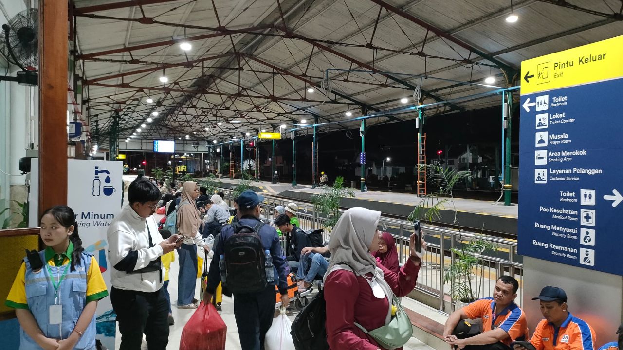 Daftar Harga Tiket Kereta Api Terbaru 2025