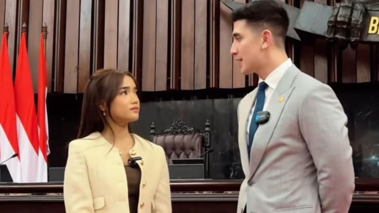 Fuji Sosok yang Menarik Hati Verrell Bramasta