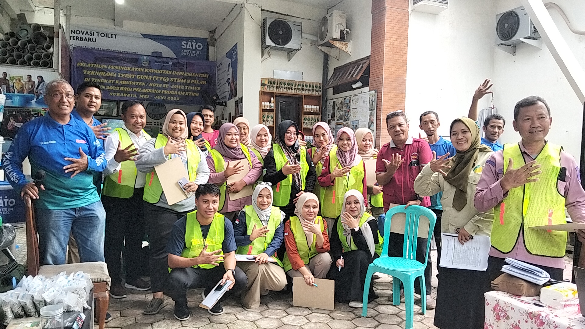 Dinkes Jatim Gandeng DR Koen Tingkatkan Kapasitas Pelaksana Sanitasi STBM