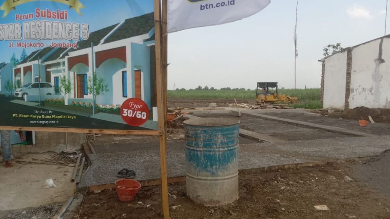 Pembangunan Perumahan Subsidi di Jombang Diduga Langgar Tata Kelola Aset dan Lingkungan