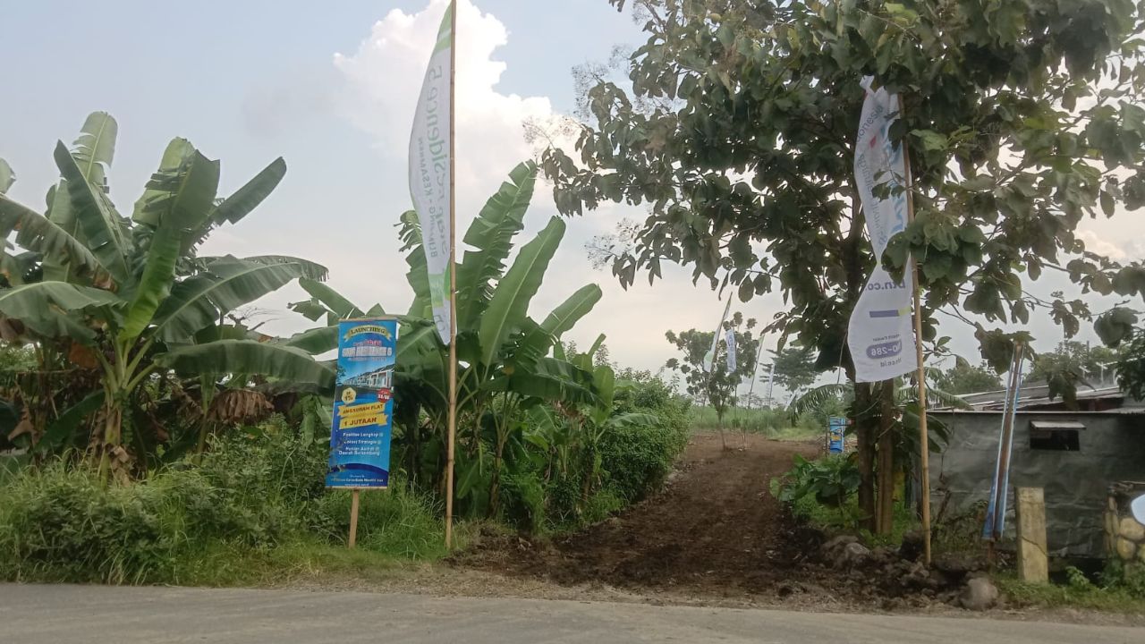Pembangunan Gerbang Star Residence 5 Jombang Diduga Gunakan Lahan Perkebunan dan Rusak Warisan Sejarah