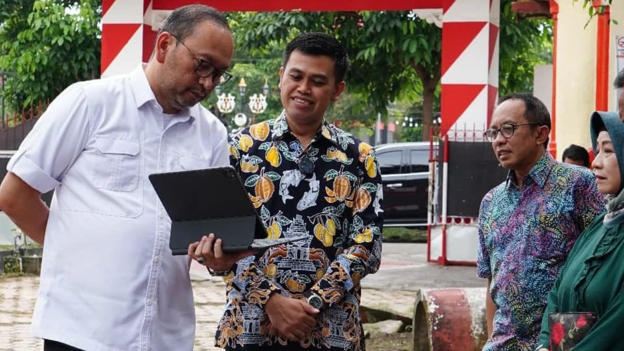Mas Ibin Dampingi Sekjen Kemensos Tinjau Persiapan Sekolah Rakyat di Kota Blitar