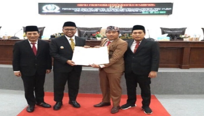 DPRD dan Pemkab Sampang Gelar Rapat Paripurna Sepakati Dua Raperda
