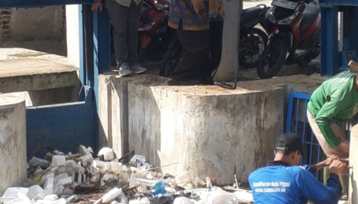 Krisis Sampah Parah! Saluran Irigasi di Purbalingga Jadi Tempat Pembuangan Liar