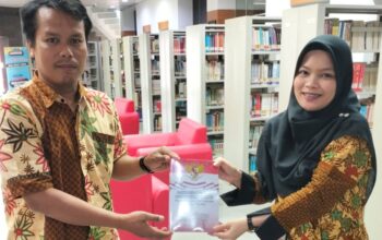 Warisan Intelektual Anik Iftitah: Dosen dan Penulis Blitar Hibahkan 25 Karya untuk Ilmu Pengetahuan