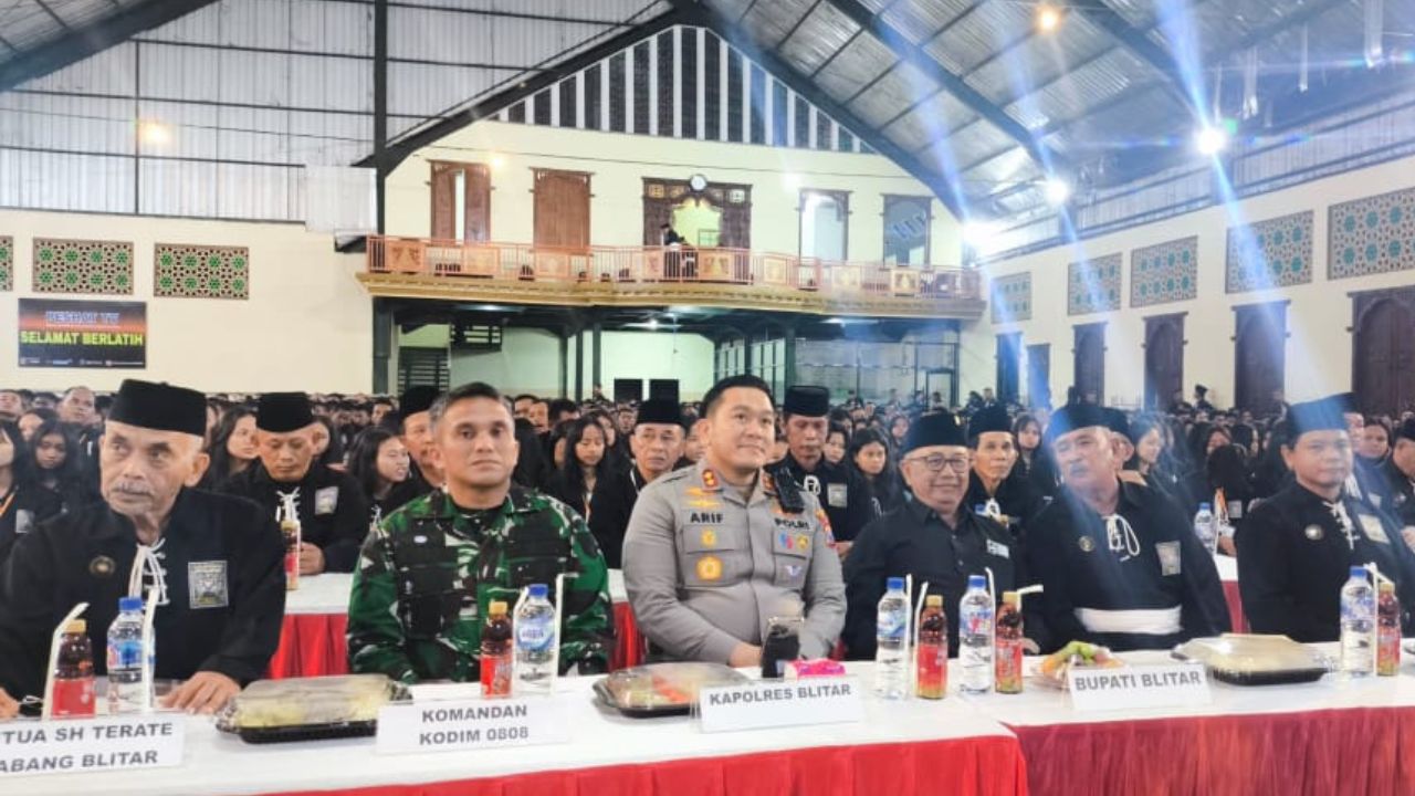 Sinergi 750 Personel Amankan Pengesahan 1.725 Warga Baru PSHT Blitar, Kangmas Ibnu: Alhamdulillah Lancar dan Khidmat