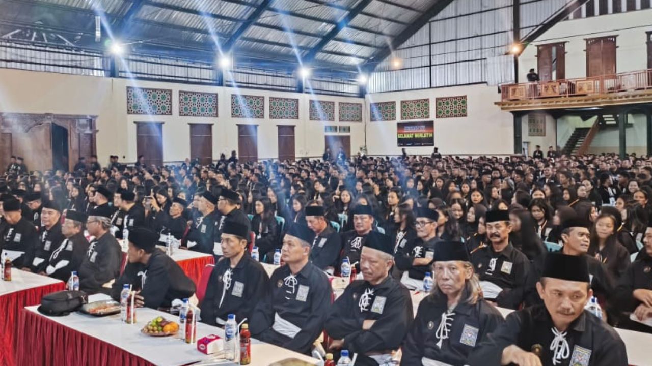 Dari PSHT untuk Indonesia: 1.725 Warga Baru Blitar Siap Jadi Manusia Berkarakter