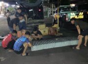 Bawa Ratusan Botol Arak Dua Warga Banyuwangi Diamankan Polres Blitar