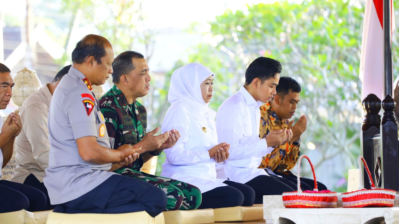 Wali Kota Blitar Mas Ibin Dampingi Gubernur Jatim dan Wapres Gibran Ziarah ke Makam Bung Karno