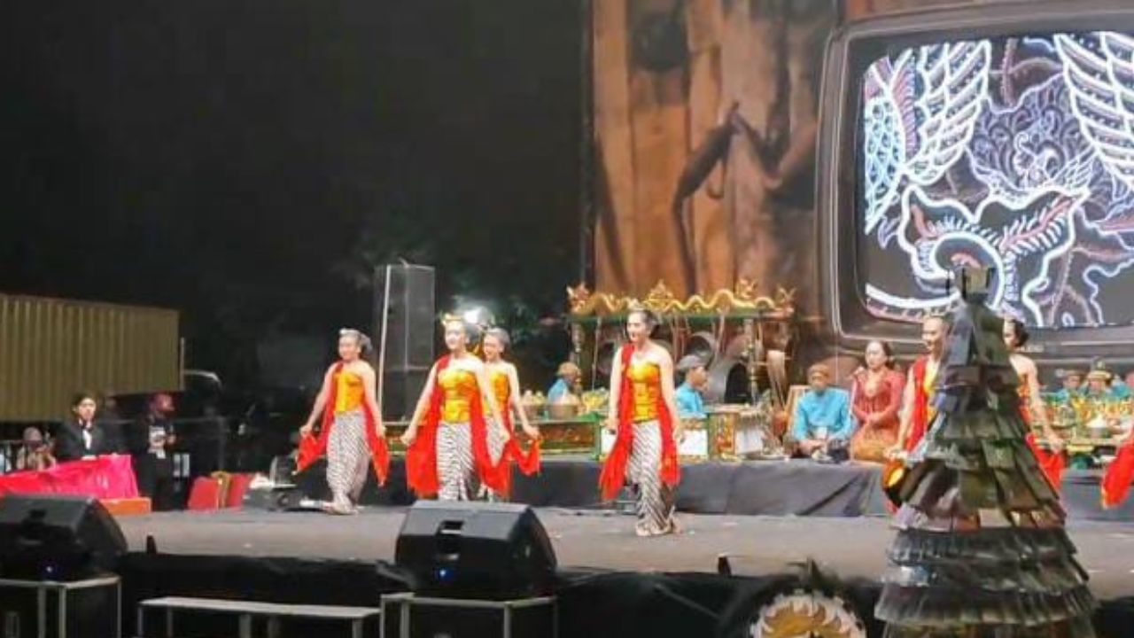 Tayub Menari di Tengah Globalisasi: Desa Ngandong Klaten Bangun Desa dengan Rasa