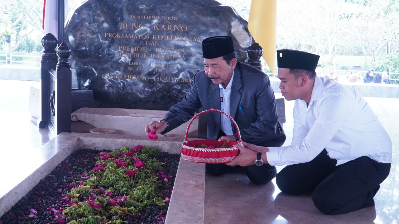 Wali Kota Blitar Dampingi BPIP dalam Ziarah Kebangsaan di Makam Bung Karno