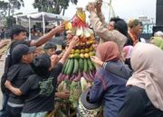 Festival Budaya Selo Ramaikan Lereng Merapi, Warga Antusias Berebut Gunungan di Boyolali