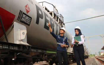 KAI Daop 7 Madiun Catat Kinerja Gemilang: Angkutan Barang Tembus 328% dari Target Semester I-2025