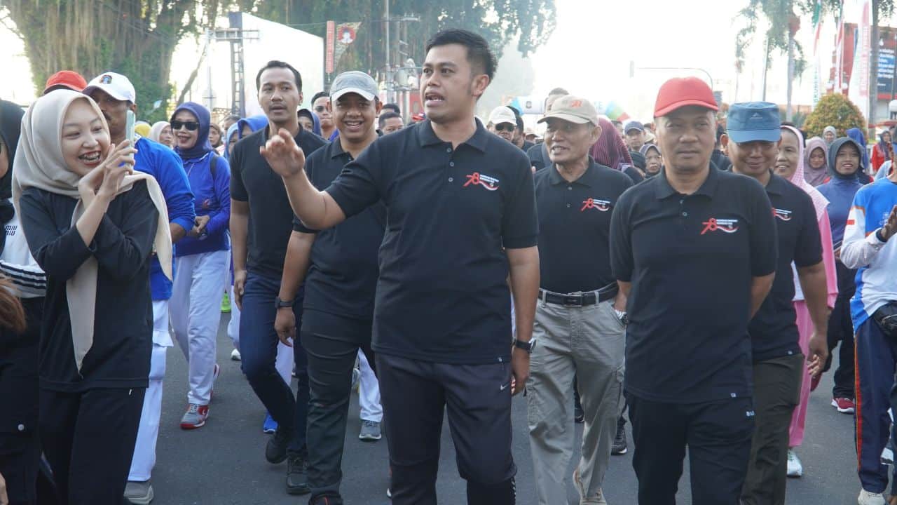 Kemeriahan CFD dan Harkopnas Kota Blitar, Mas Ibin Apresiasi Peran Koperasi dalam Ekonomi Masyarakat
