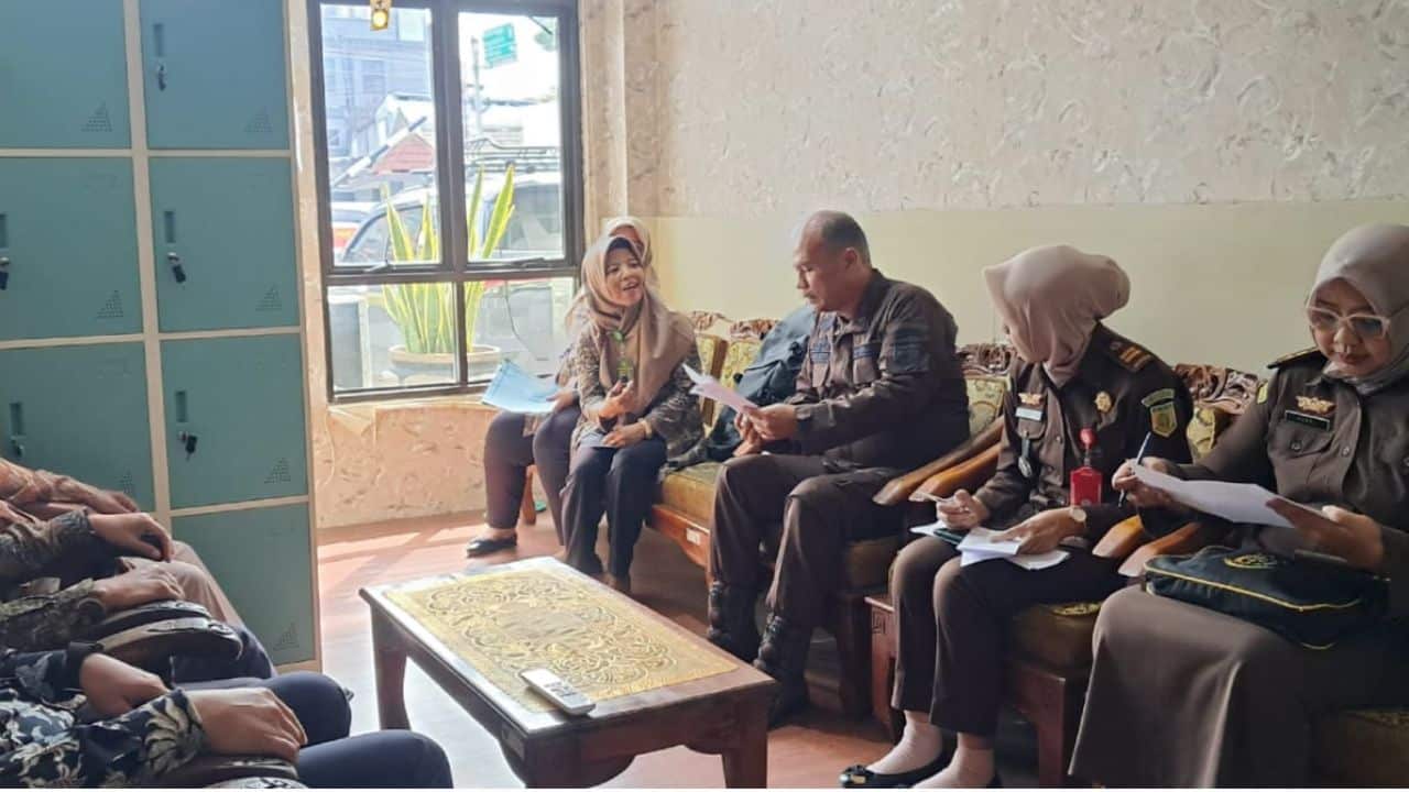 PN Purwokerto Galakkan Kampanye Anti-Gratifikasi Harian, Libatkan Semua Pihak Termasuk Honorer