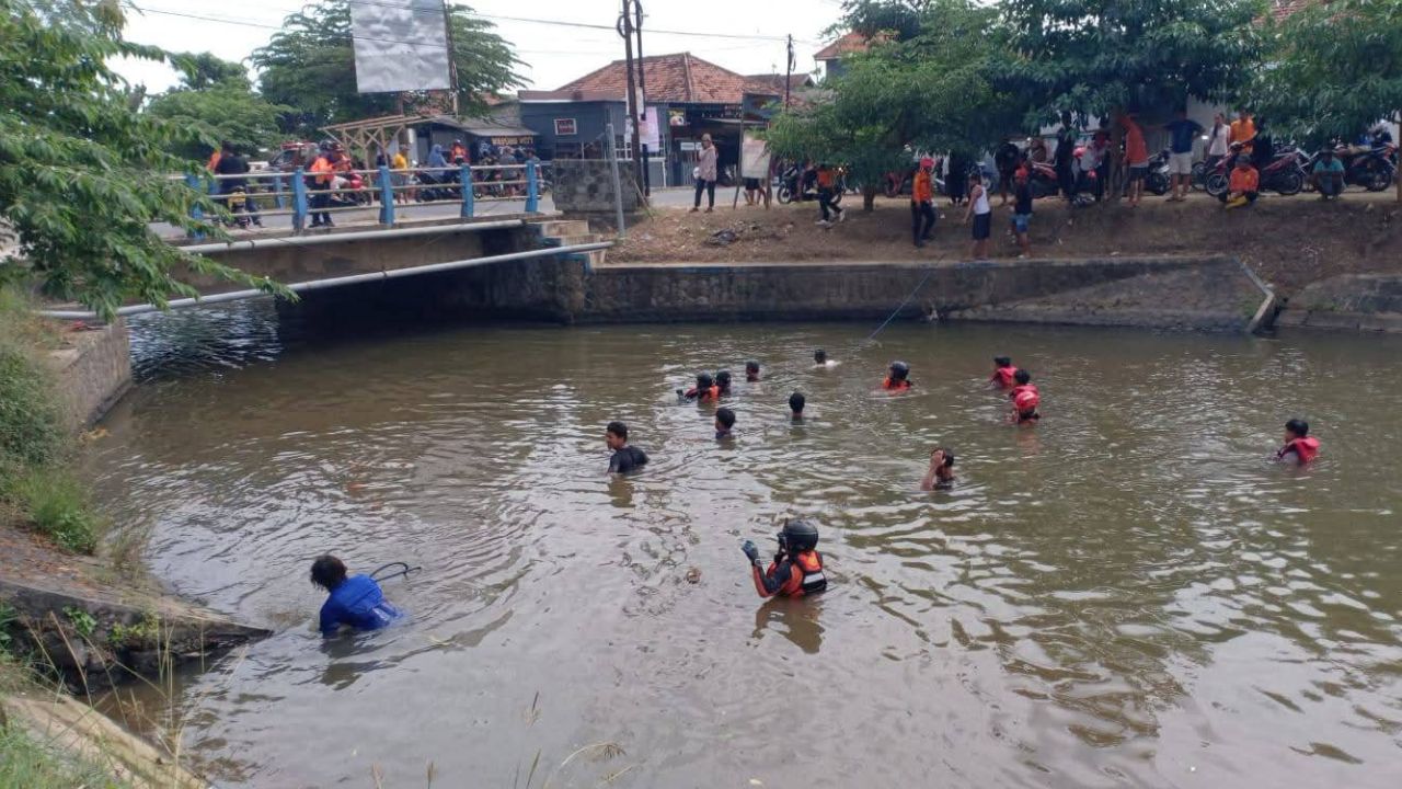 Tragis! Bocah SD di Blitar Tewas Tenggelam Saat Main di Sungai, Sandal Lepas Jadi Pemicu