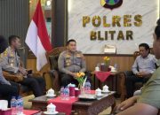 Duduk Bersama Petani Jagung, Kapolres Blitar Siap Jembatani Aspirasi soal Distribusi dan Harga