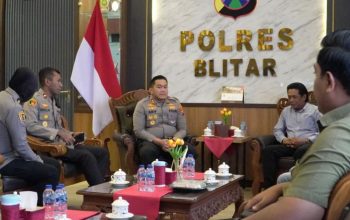 Duduk Bersama Petani Jagung, Kapolres Blitar Siap Jembatani Aspirasi soal Distribusi dan Harga