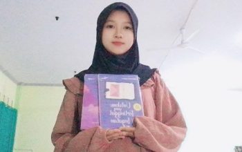 Kisah Usfina Aliffia, Remaja Penulis Novel 300 Halaman Asal Magelang dengan Ponsel