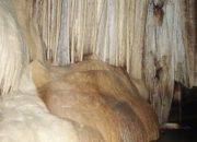 Keunikan Stalaktit dan Stalagmit di Goa Umbul Tuk Blitar: Harmoni Alam yang Memukau