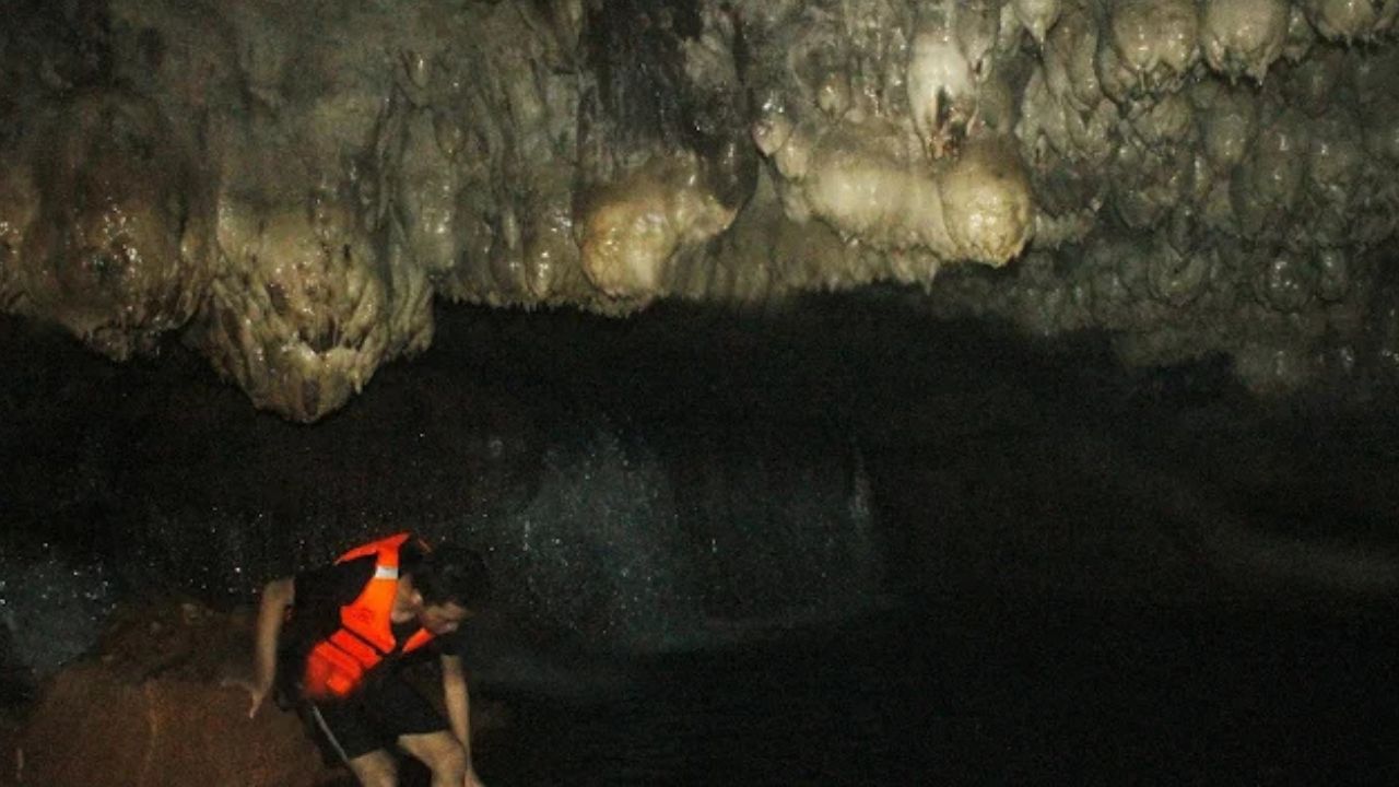 Goa Umbul Tuk: Destinasi Wisata Minat Khusus yang Wajib Dikunjungi di Blitar