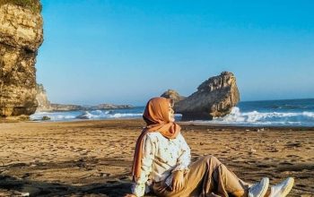 Panduan Lengkap Menuju Pantai Jebring Blitar: Rute, Kondisi Jalan, dan Tips Perjalanan