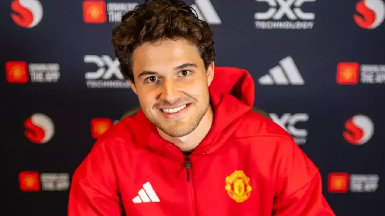 Senne Lammens Resmi Gabung Manchester United, Dikontrak Lima Tahun