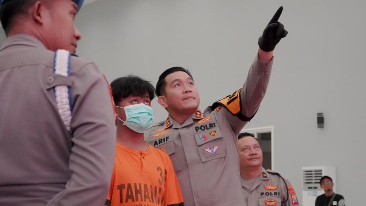 Polres Blitar Ungkap Kasus Pengerusakan dan Pembakaran Gedung DPRD, 12 Tersangka Diamankan