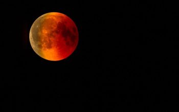 Durasi Gerhana Bulan Total 7 September 2025: Momen Langka Lebih dari 5 Jam!