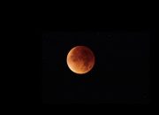Fenomena Blood Moon Hiasi Langit Saat Gerhana Bulan: Mengapa Sebagian Besar Indonesia Tak Bisa Menyaksikan? Fenomena Blood Moon Hiasi Langit Saat Gerhana Bulan: Mengapa Sebagian Besar Indonesia Tak Bisa Menyaksikan?