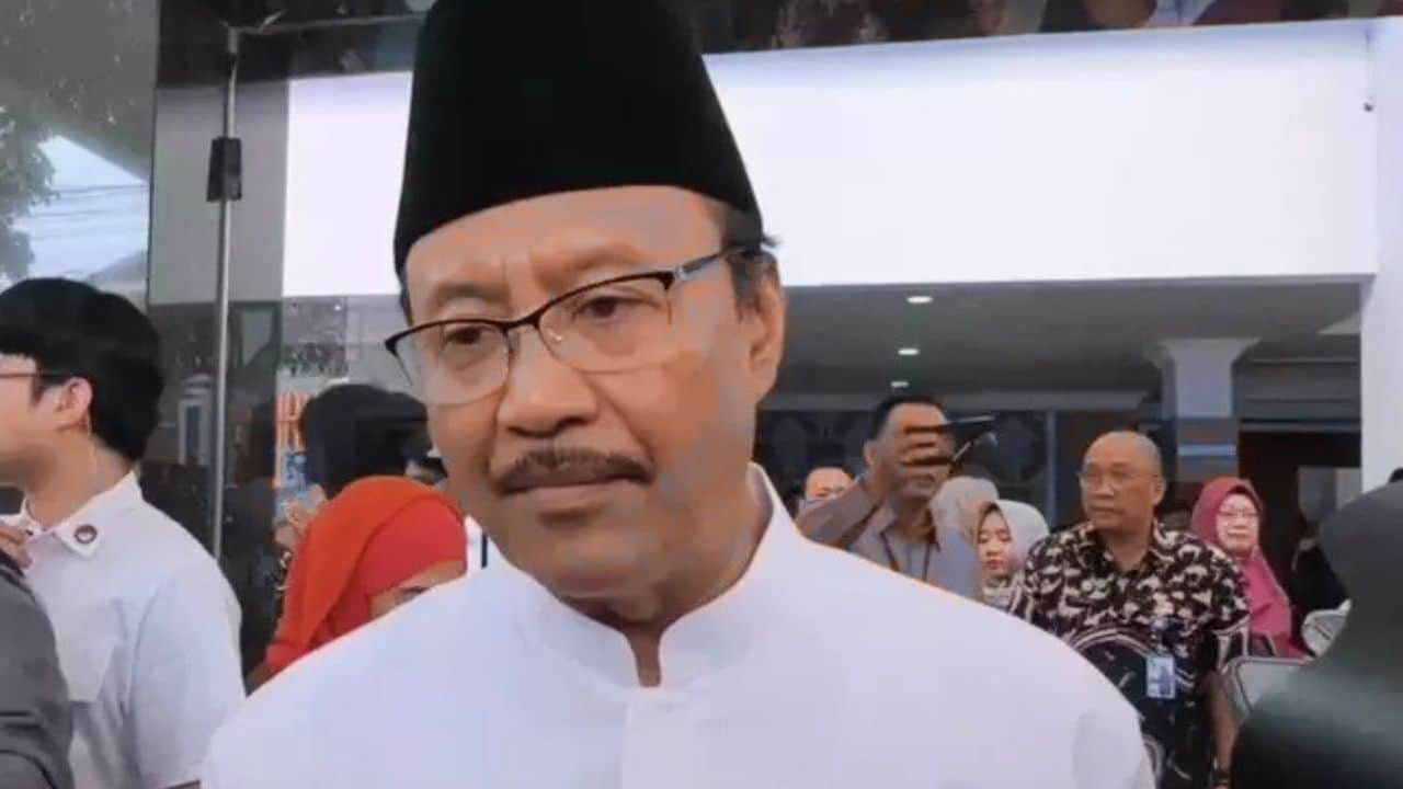 Ratusan Ribu Penerima Bansos Dicoret Gus Ipul Akibat Judi Online