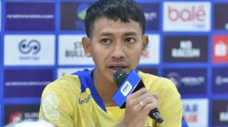 Mental Baja Persib Bandung: Comeback Atas Arema Meski Bermain dengan 10 Pemain Mental Baja Persib Bandung: Comeback Atas Arema Meski Bermain dengan 10 Pemain