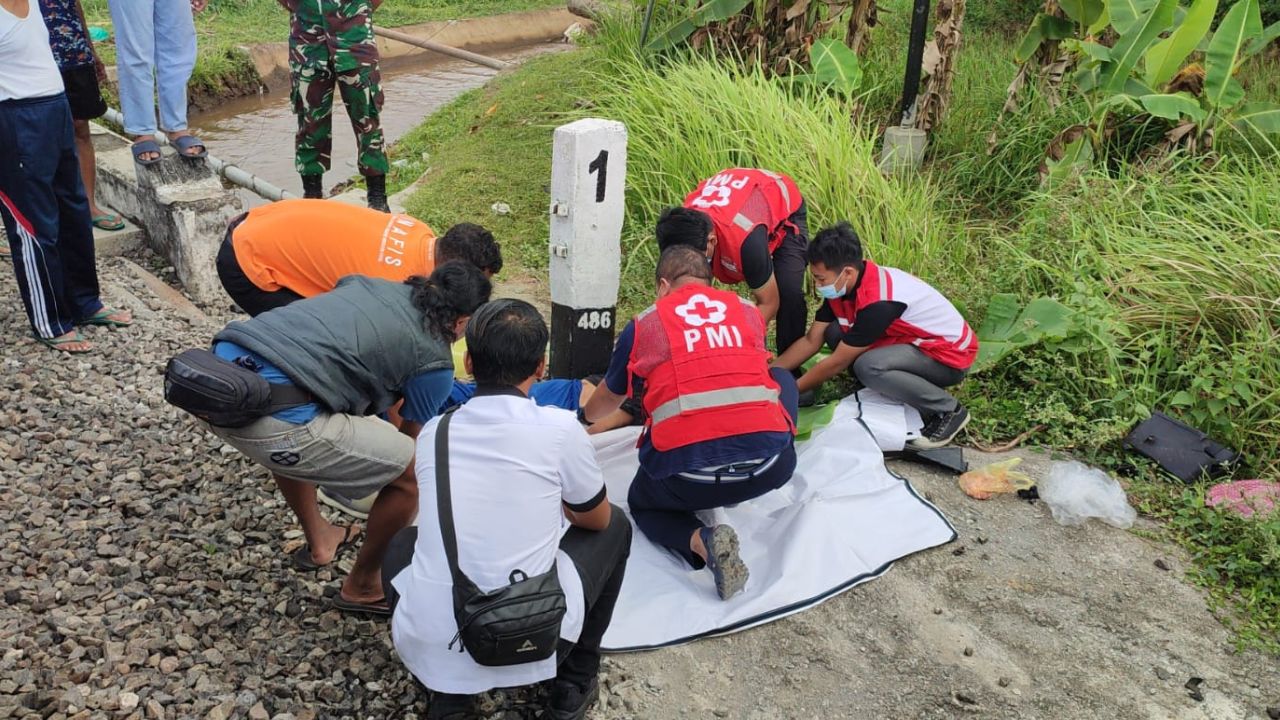 Perlintasan Tanpa Palang Pintu Telan Korban, Warga Purworejo Terserempet KA Prameks