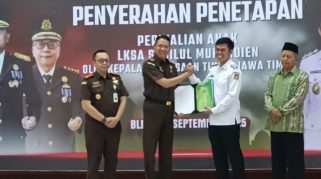 Jaksa Sahabat Anak: Kejati Jatim Tetapkan Perwalian Puluhan Anak Yatim Piatu di Blitar Jaksa Sahabat Anak: Kejati Jatim Tetapkan Perwalian Puluhan Anak Yatim Piatu di Blitar